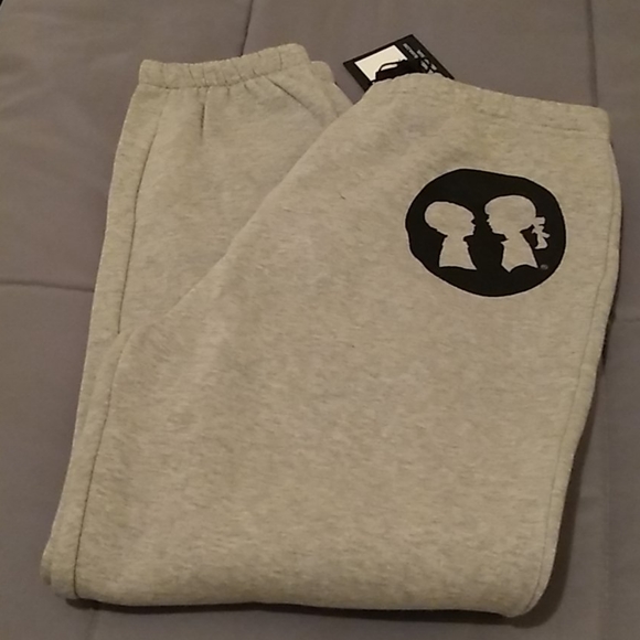 New Boy meets girl sweatpants - Picture 3 of 3